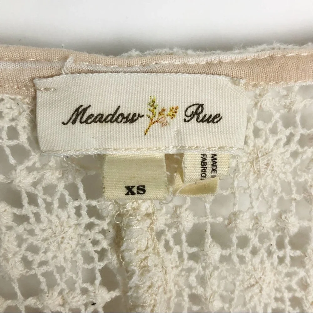 Anthropologie Meadow Rue Crochet Sleeve Top XS